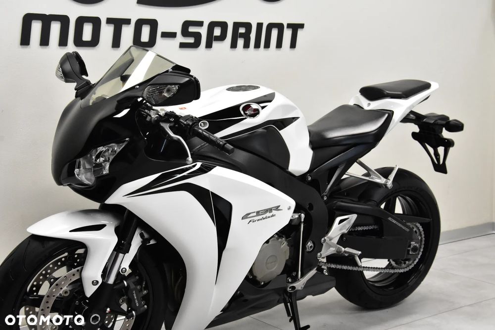 Honda CBR - 13