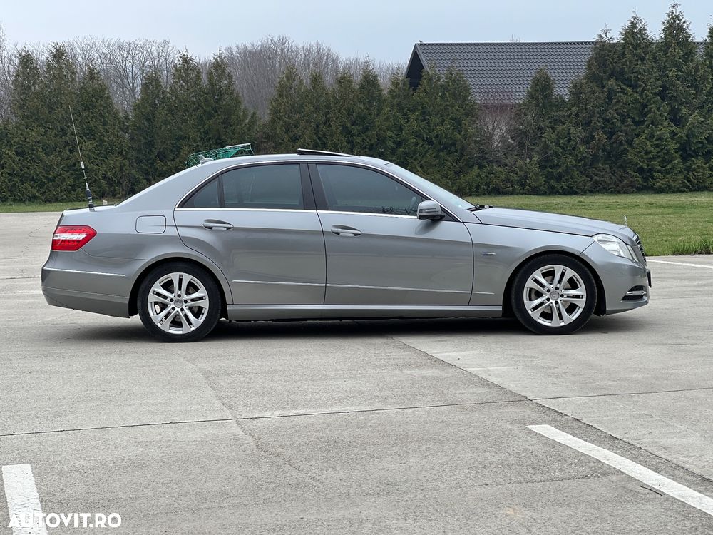 Mercedes-Benz E 220 CDI DPF BlueEFFICIENCY 7G-TRONIC Avantgarde - 4