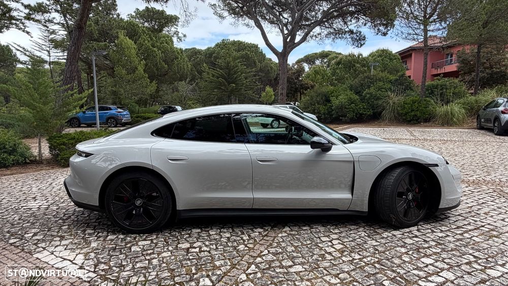 Porsche Taycan Standard - 4