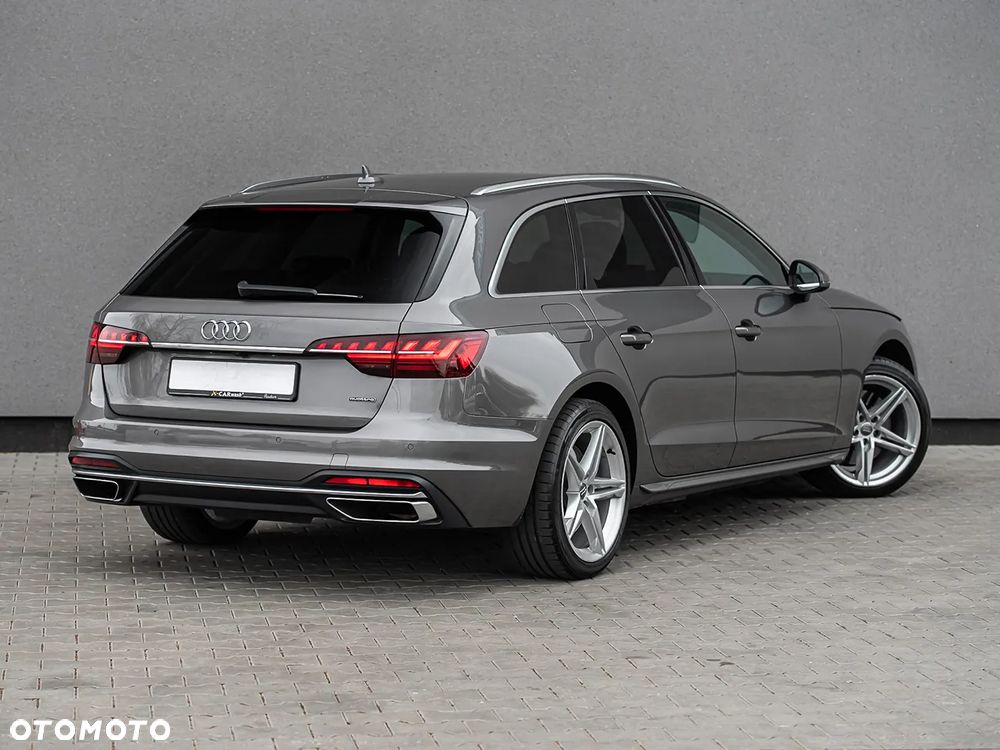 Audi A4 Avant - 13
