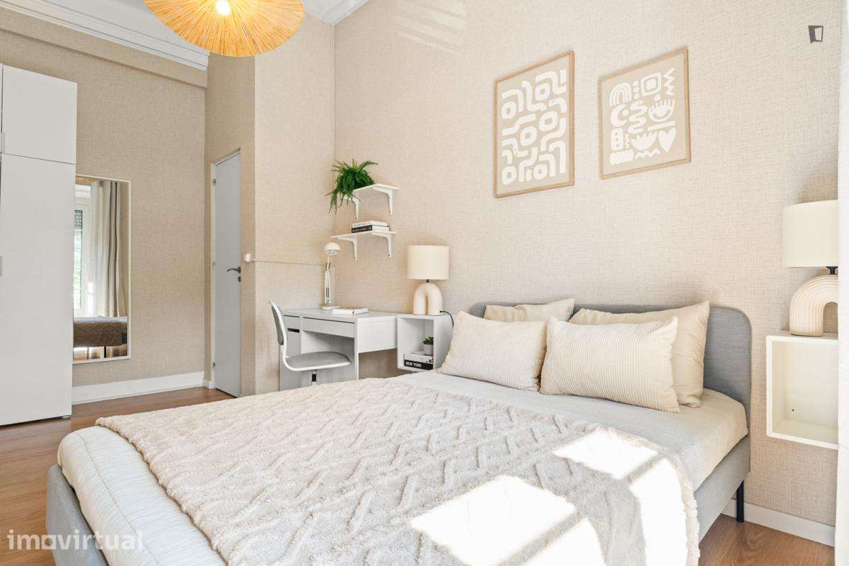 Quarto - localizado em Marquês de Pombal Lisbon - Grande imagem: 4/33