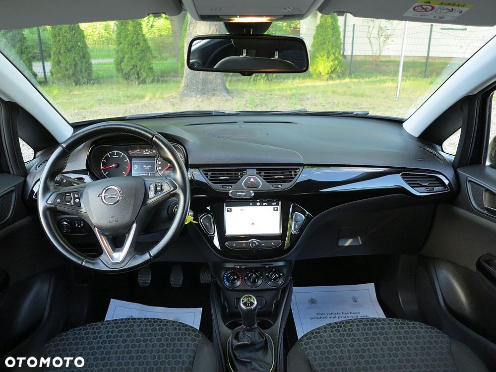 Opel Corsa 1.2 16V Essentia - 11