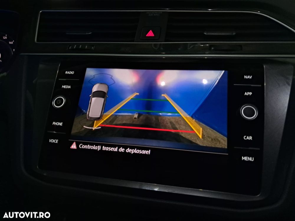 Volkswagen Tiguan - 21