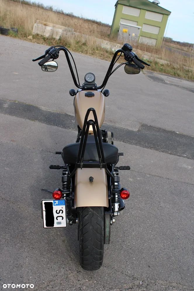 Harley-Davidson Sportster Iron 883 - 7