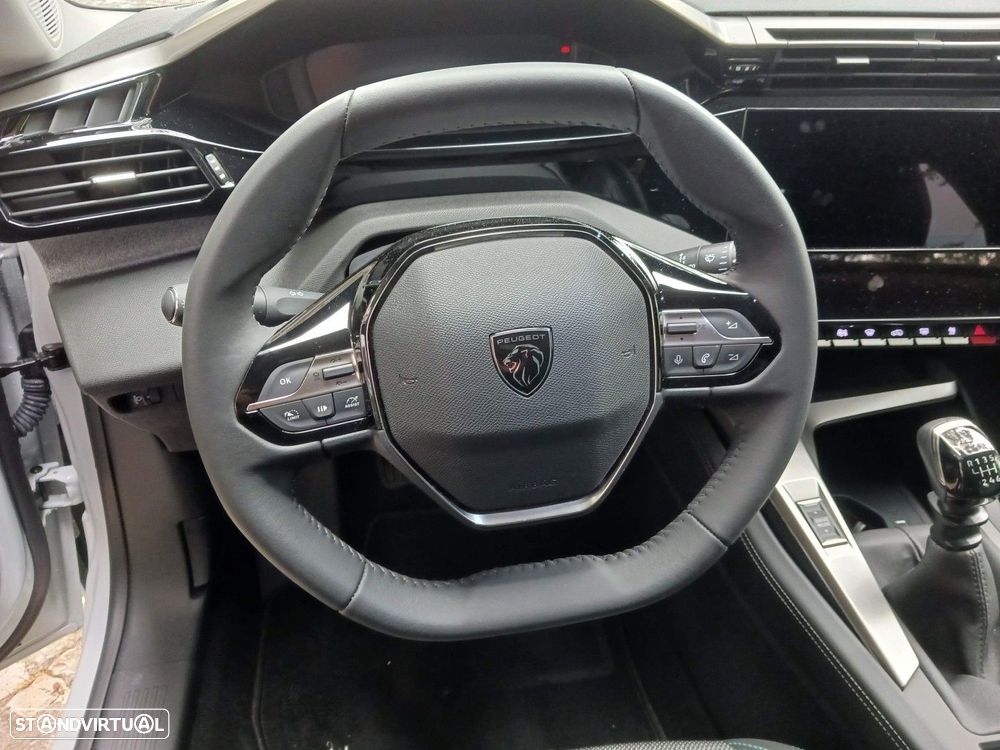 Peugeot 308 1.2 PureTech Allure Pack - 11