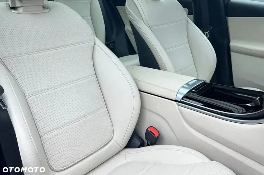 Mercedes-Benz GLC 200 mHEV 4-Matic Avantgarde - 7