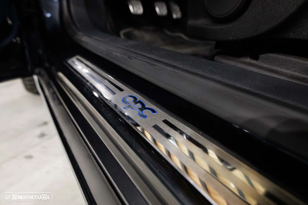 Opel Astra GTC OPC 2.0 T - 27