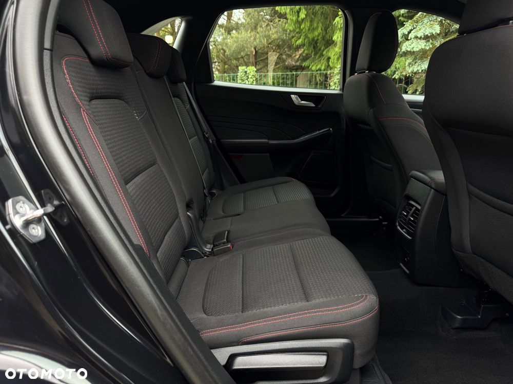 Ford Kuga - 23