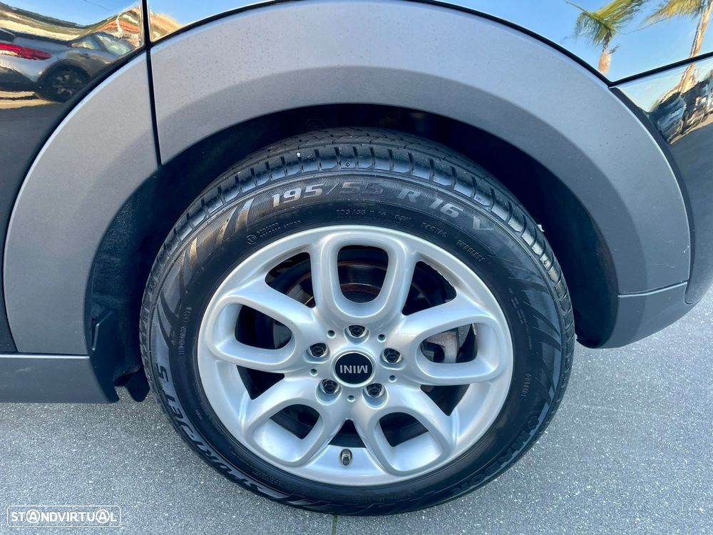 MINI 5 Portas Cooper Auto - 7