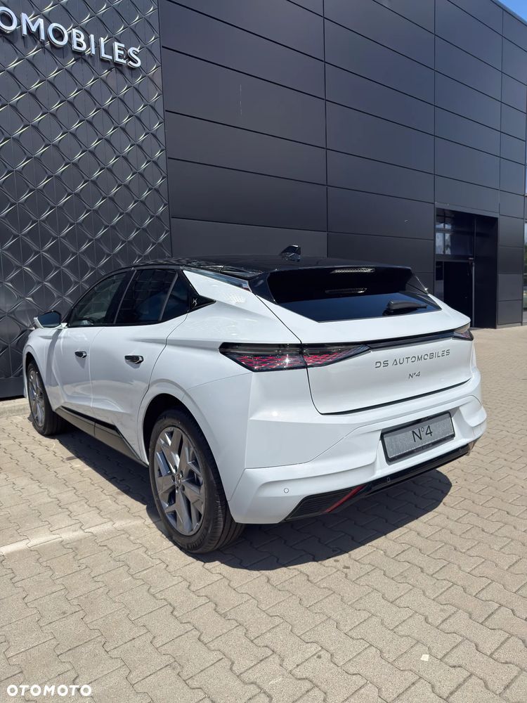 DS Automobiles N°4 1.2 mHEV Pallas eDCS6 - 5