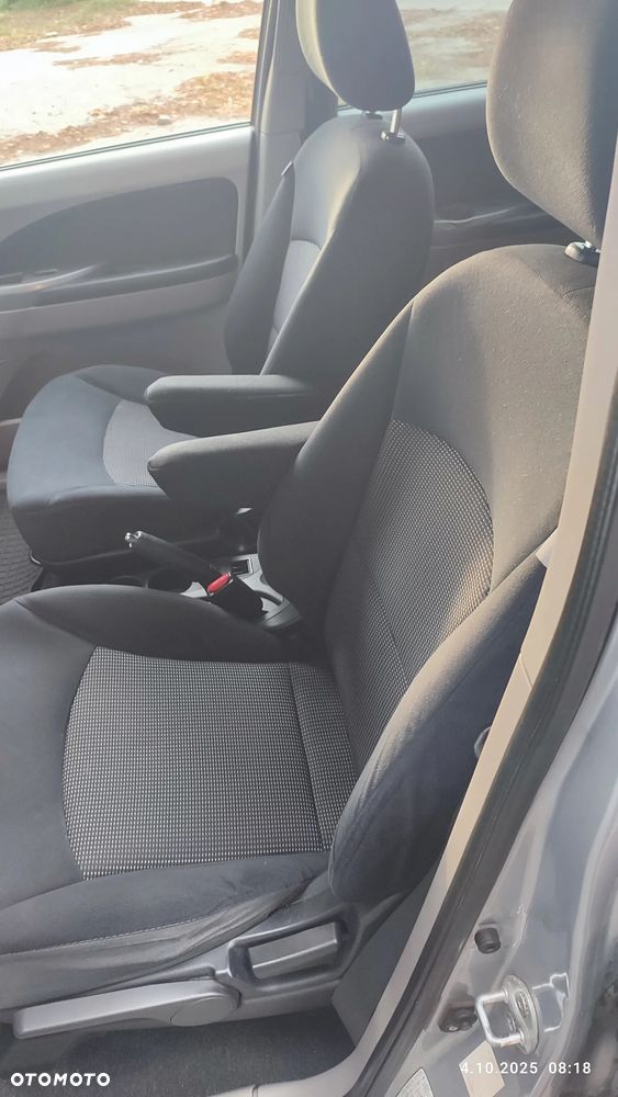 Mitsubishi Grandis 2.0 DID Intense - 8