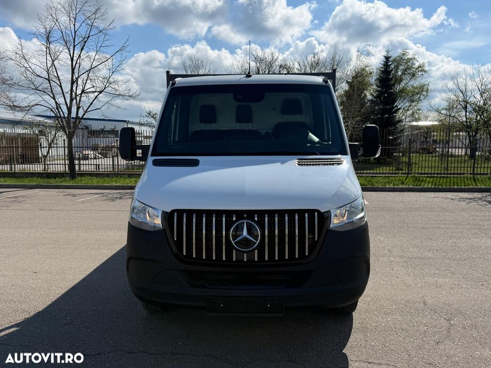 Mercedes-Benz Sprinter - 11