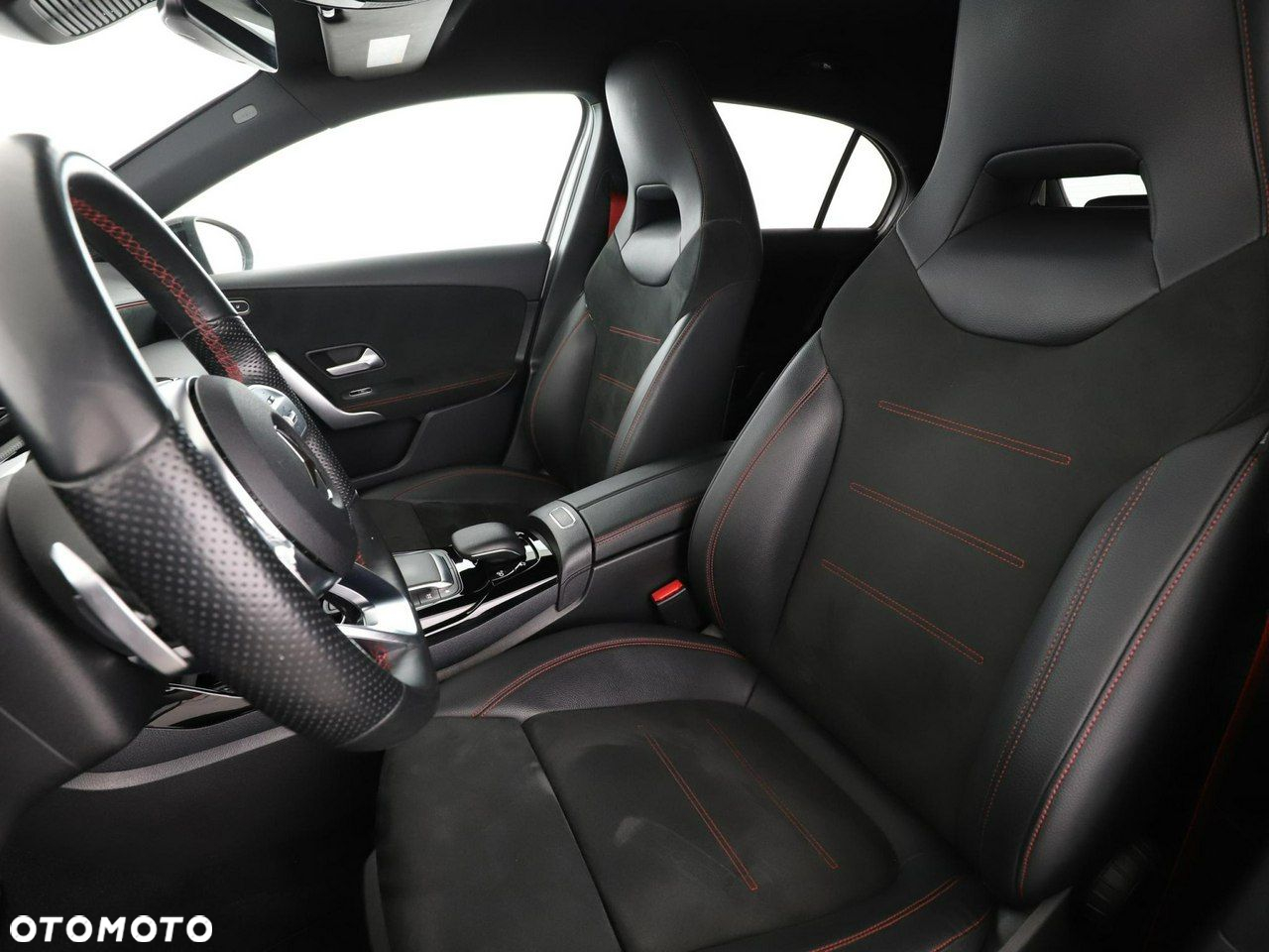 Mercedes-Benz Klasa A 35 AMG 4-Matic 7G-DCT - 13