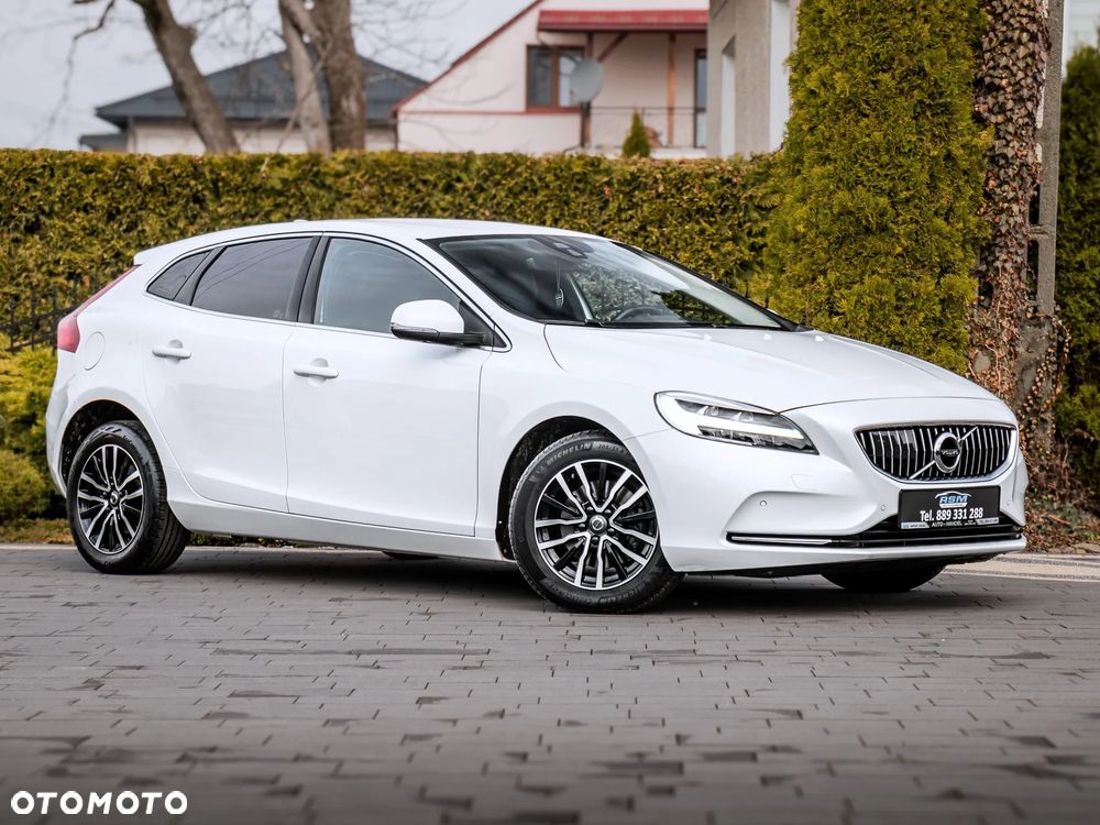 Volvo V40 T2 Inscription - 11