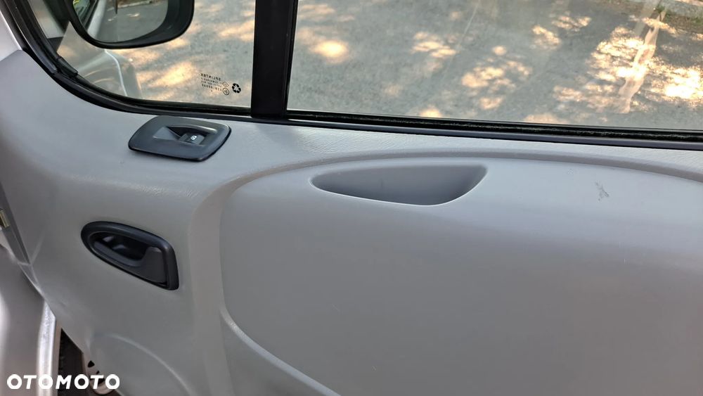 Renault Trafic - 22