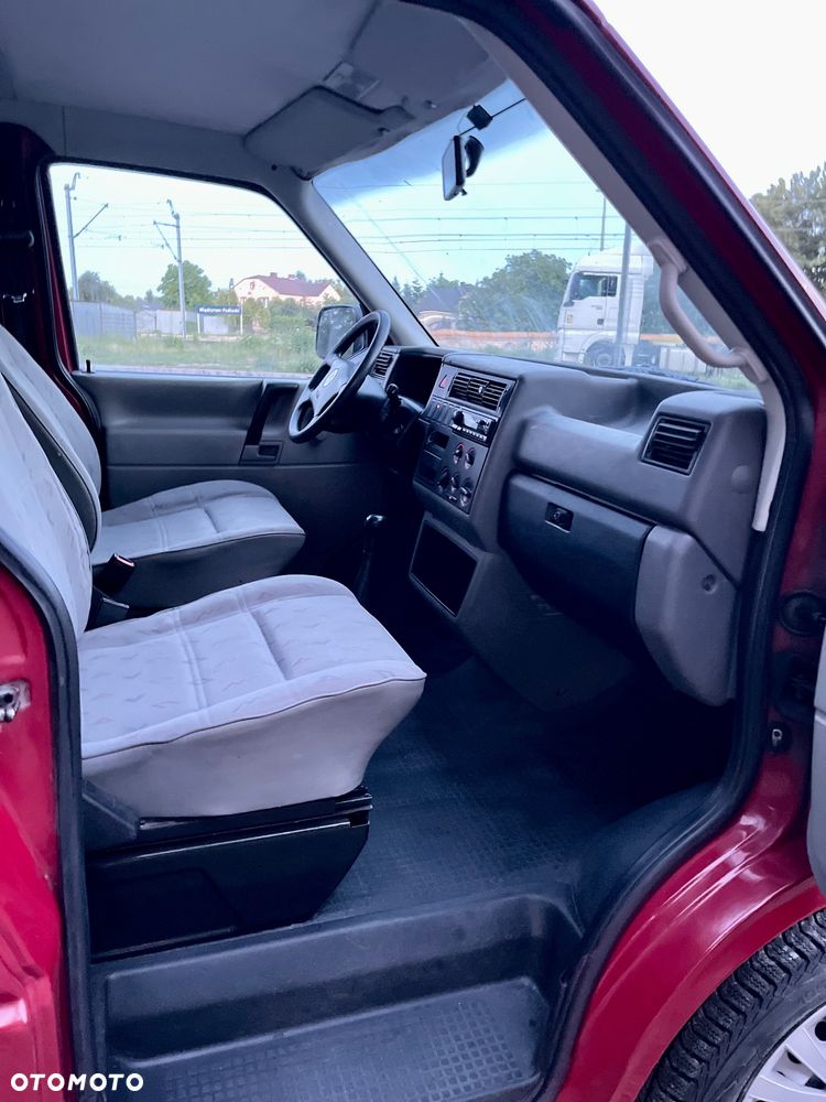 Volkswagen Transporter - 8
