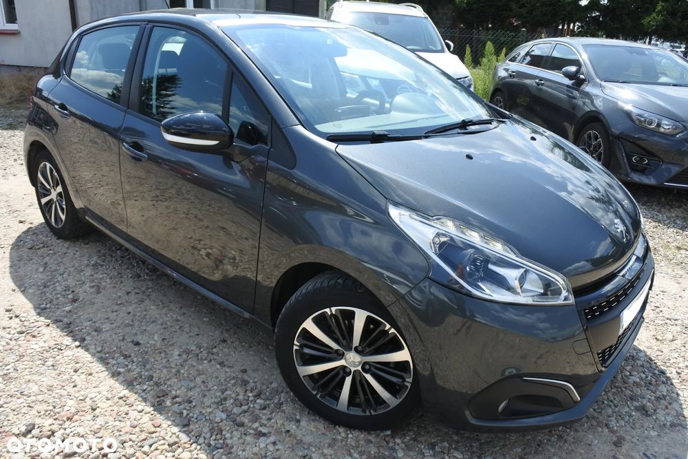 Peugeot 208 PureTech 82 Start & Stop Allure - 1