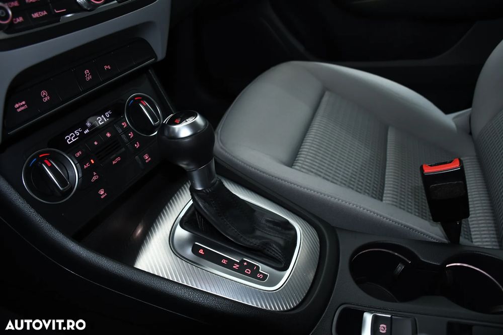 Audi Q3 1.4 TFSI Stronic Design - 16