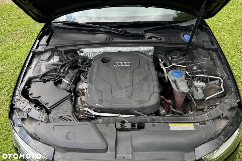 Audi A4 Avant 2.0 TDI DPF clean diesel quattro S line Sportpaket - 10