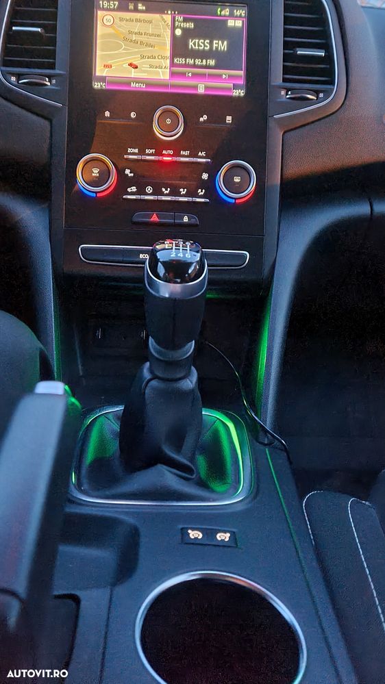 Renault Megane Energy dCi Zen - 11