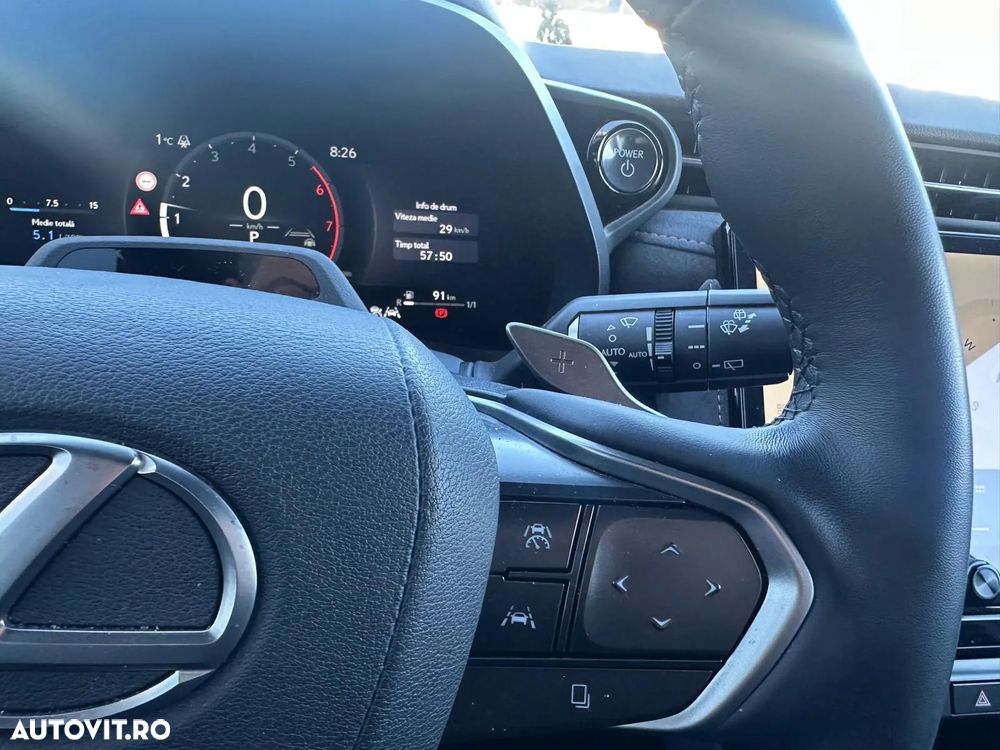 Lexus LBX 1.5 HEV 4x2 CVT Cool - 9