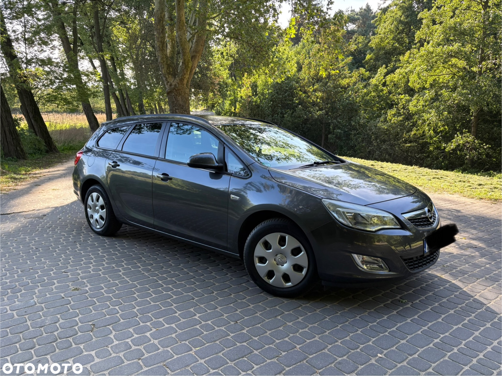 Opel Astra 2.0 CDTI DPF Sports Tourer Automatik Edition - 3