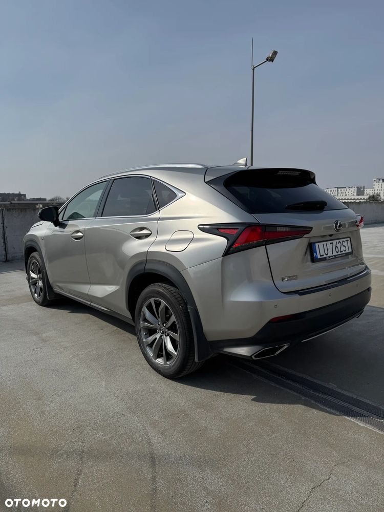 Lexus NX 300 AWD F SPORT - 4