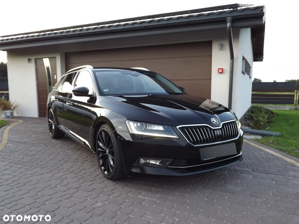 Skoda Superb Combi 2.0 TDI Style - 28