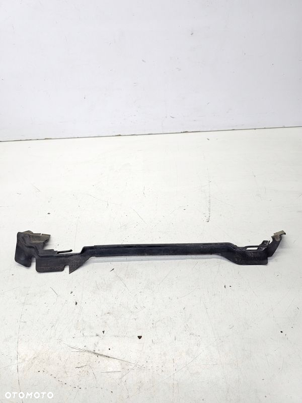 KIEROWNICA POWIETRZA LEWA AUDI TT 8S 2. TFSI 8S0121331 - 2