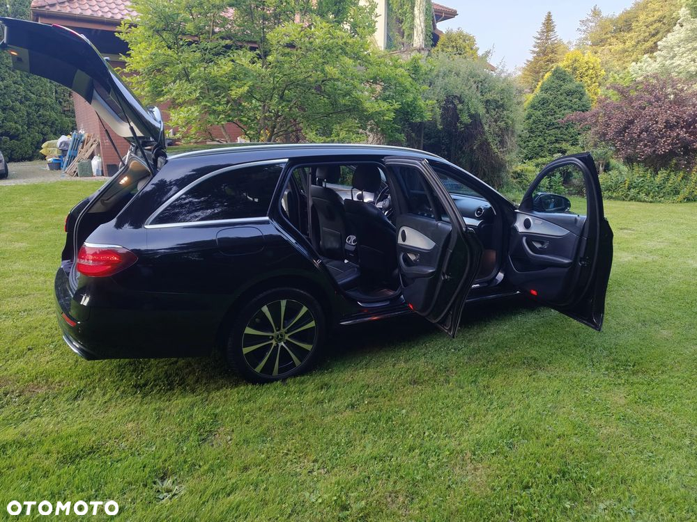 Mercedes-Benz Klasa E 300 de 9G-TRONIC - 9