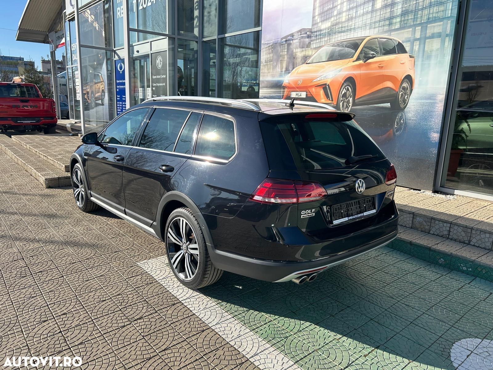 Volkswagen Golf Alltrack 2.0 TDI 4Motion BlueMotion Techn DSG - 5