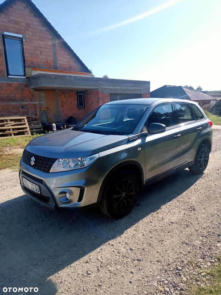 Suzuki Vitara - 1