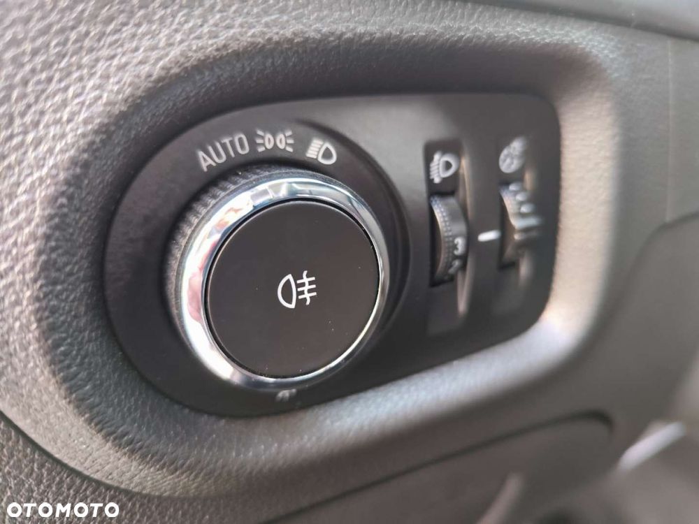Opel Astra - 20