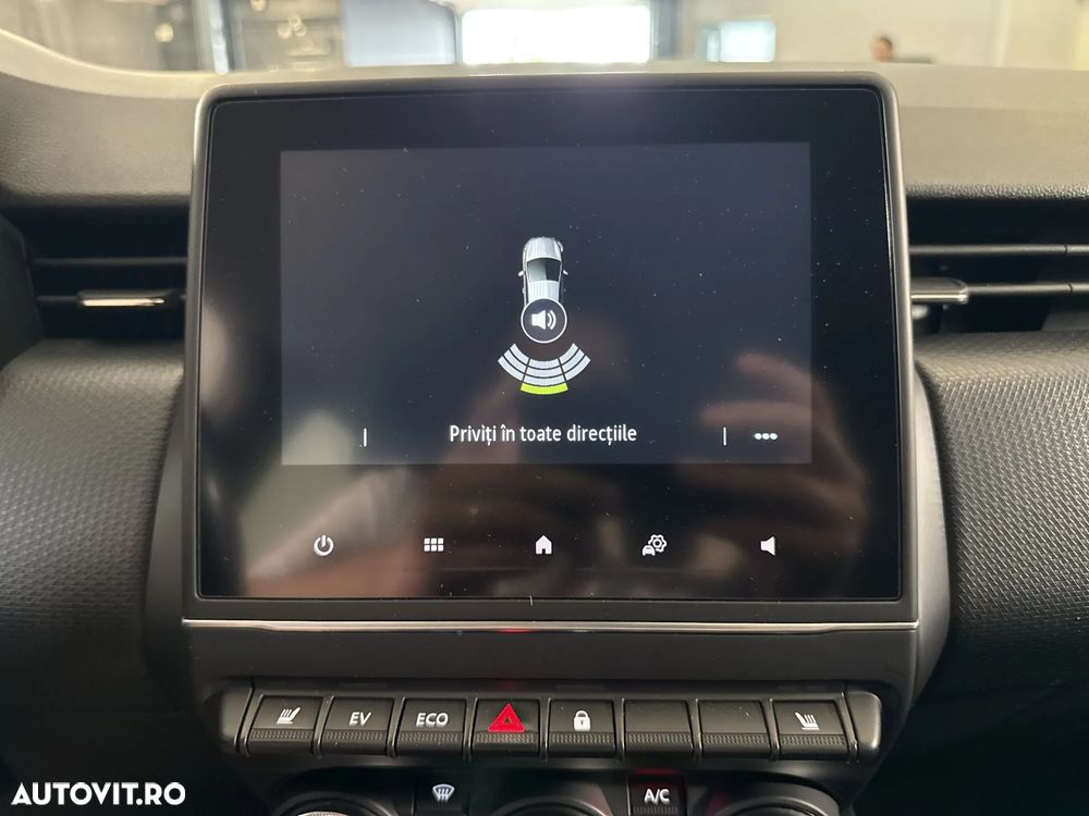 Renault Clio - 21