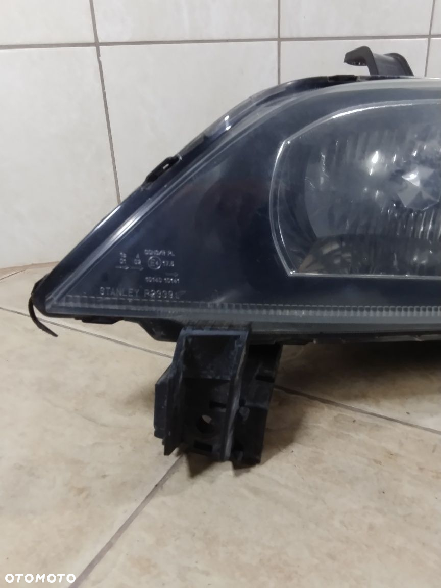Lampa reflektor Europa lewy przód Mazda 2 II oryginał wysyłka - 2