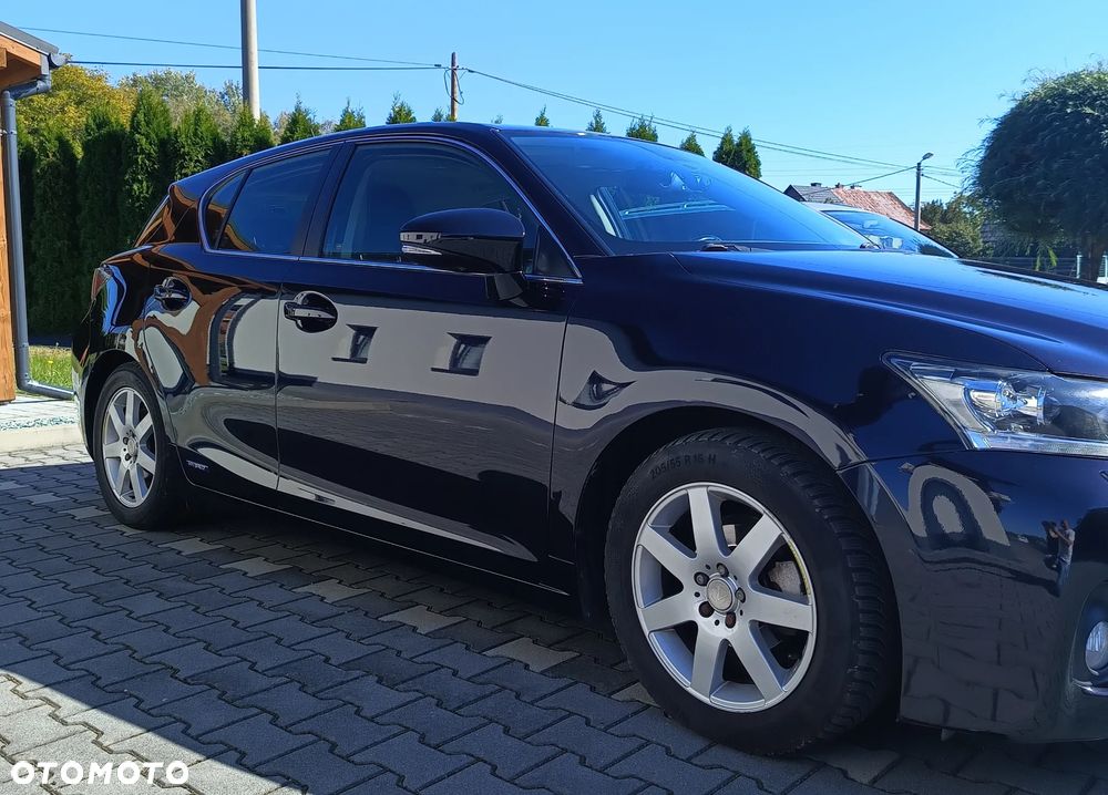 Lexus CT - 22