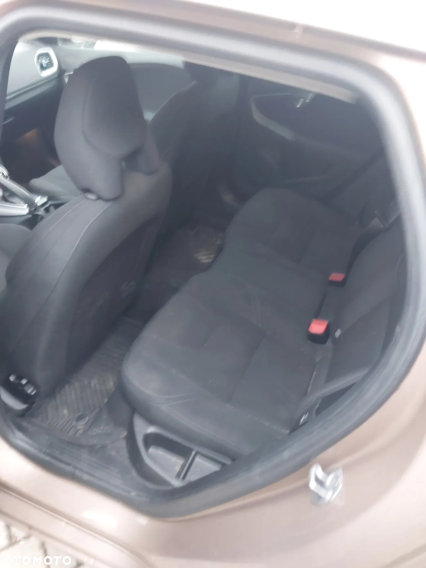 Volvo V40 D3 Geartronic - 10