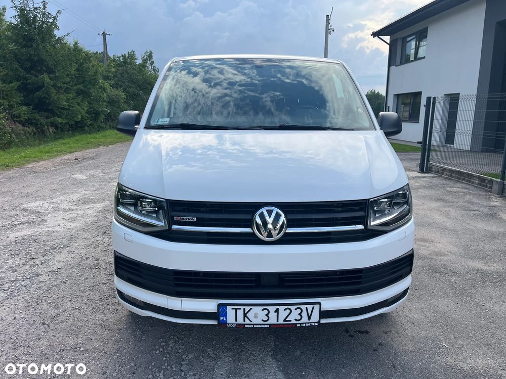 Volkswagen Multivan - 7