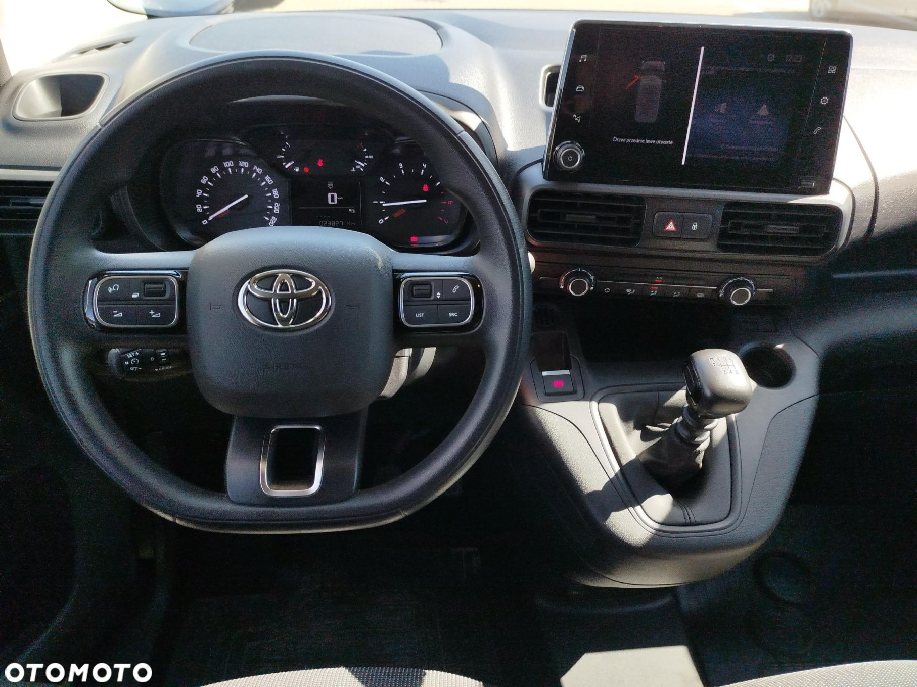 Toyota PROACE CITY - 11