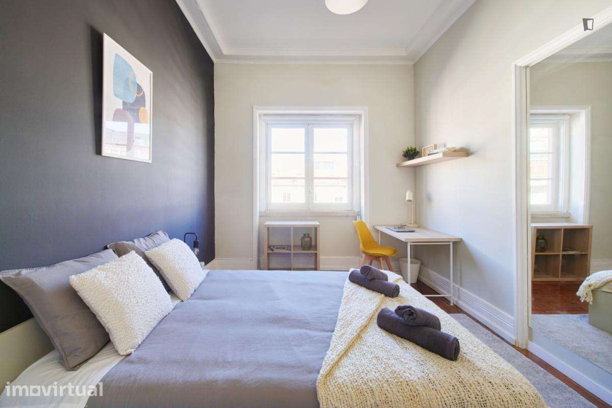 Quarto - localizado em Marquês de Pombal Lisbon - Grande imagem: 4/54