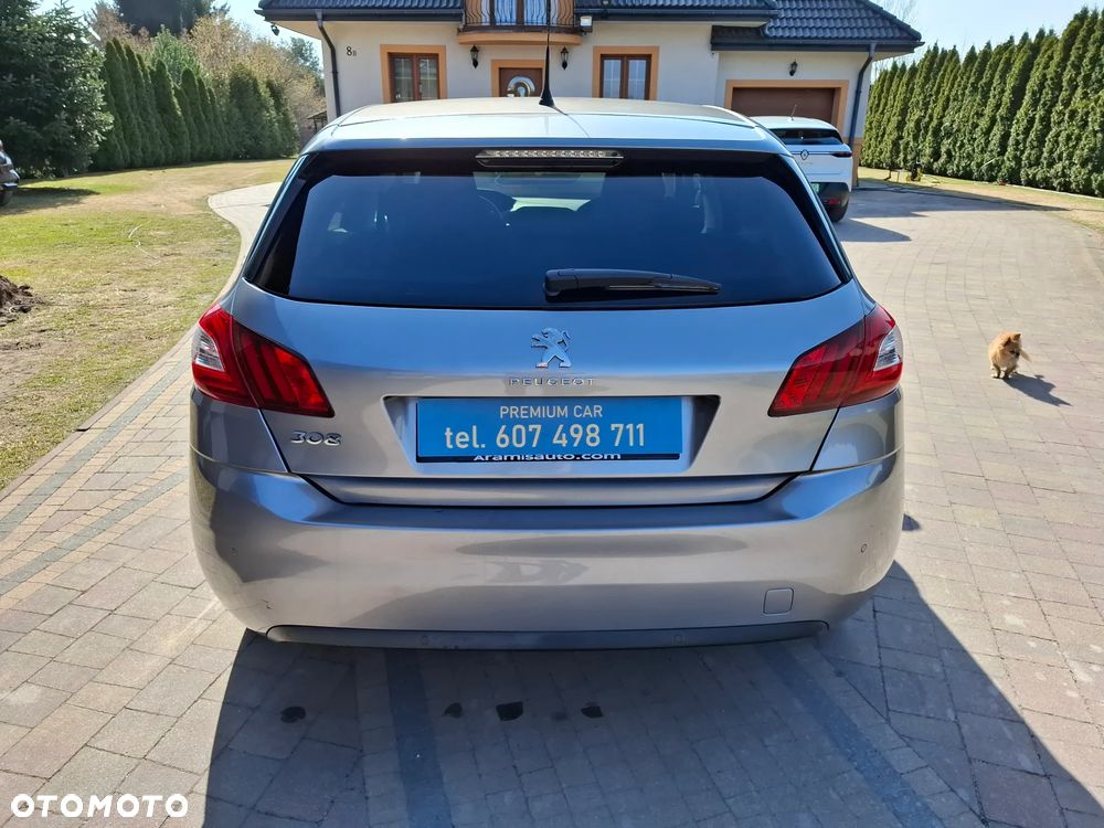 Peugeot 308 - 4