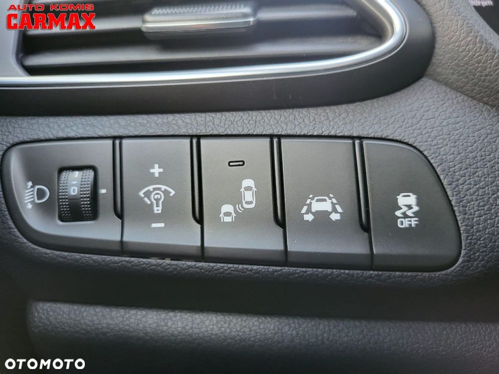 Hyundai i30 - 23