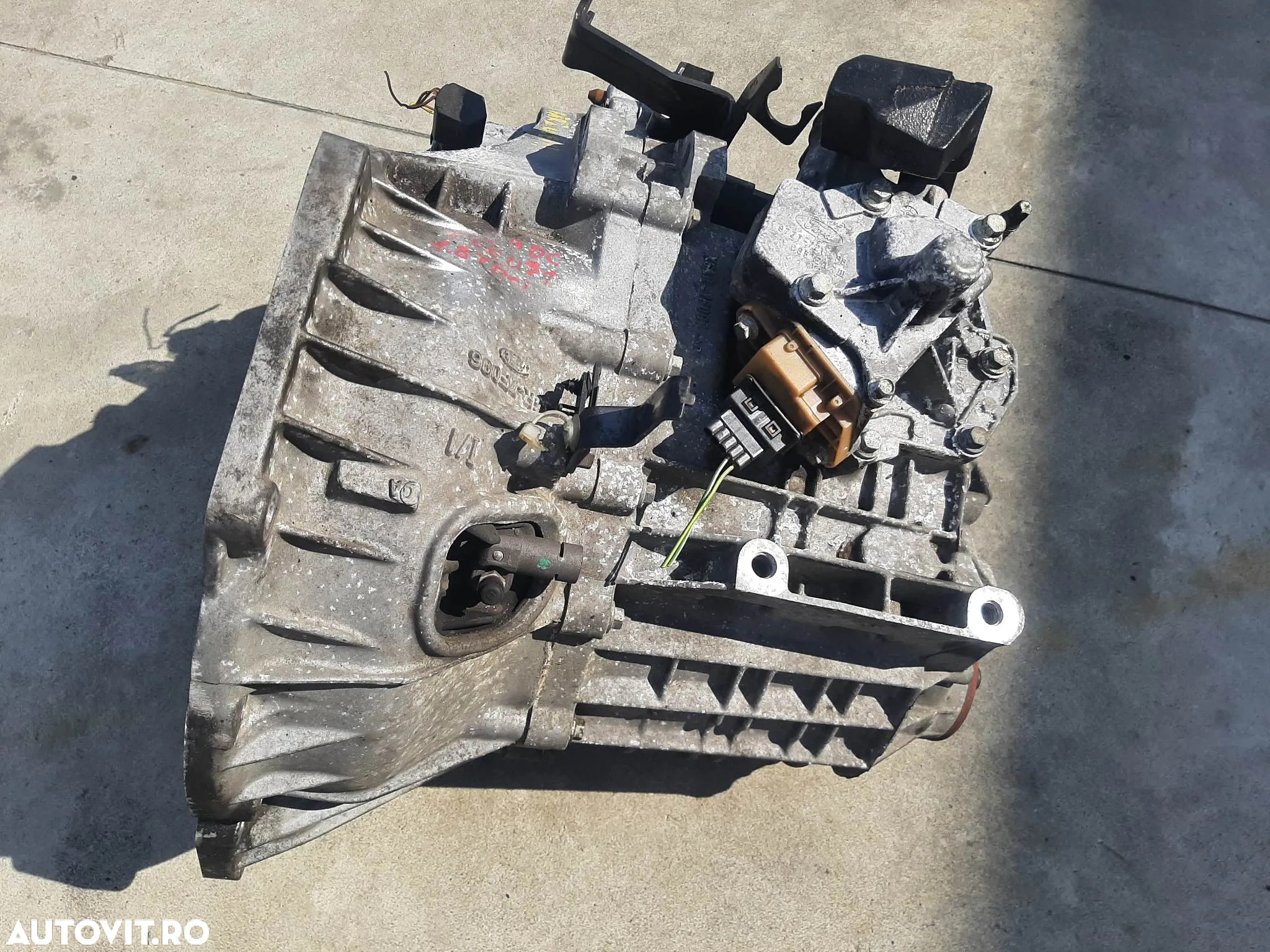 cutie viteza manuala 1.8 tddi c9db  ford focus 1 2002-2004   xs4r-7f09-ab  xs4r-7f096 - 4