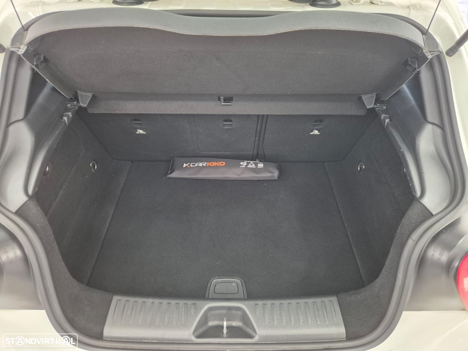 Mercedes-Benz A 180 d Urban - 15