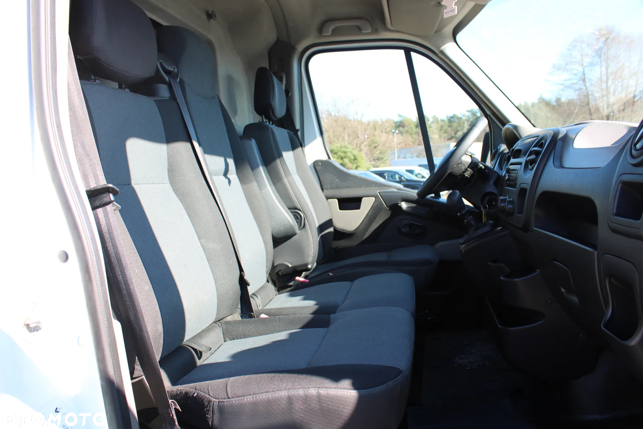 Renault MASTER L2H2 - 24