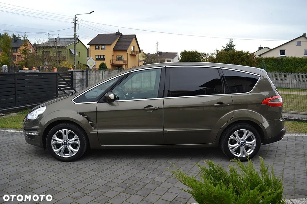 Ford S-Max - 9