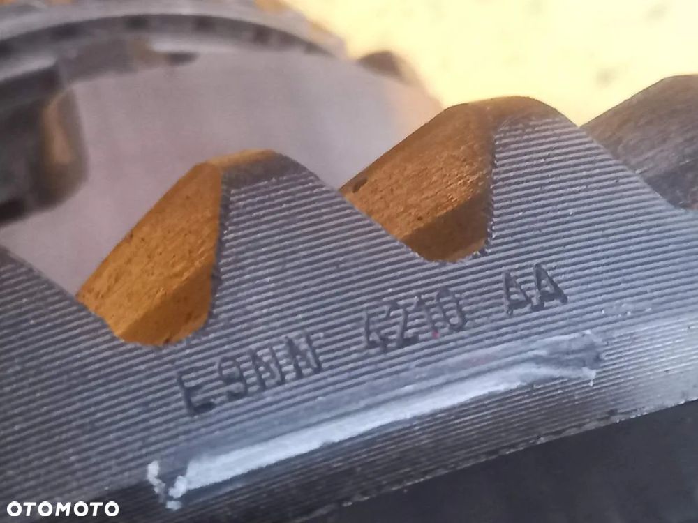 Atak 8x45 dyferencjał mostu tył tylnego New Holland 6640 - 5