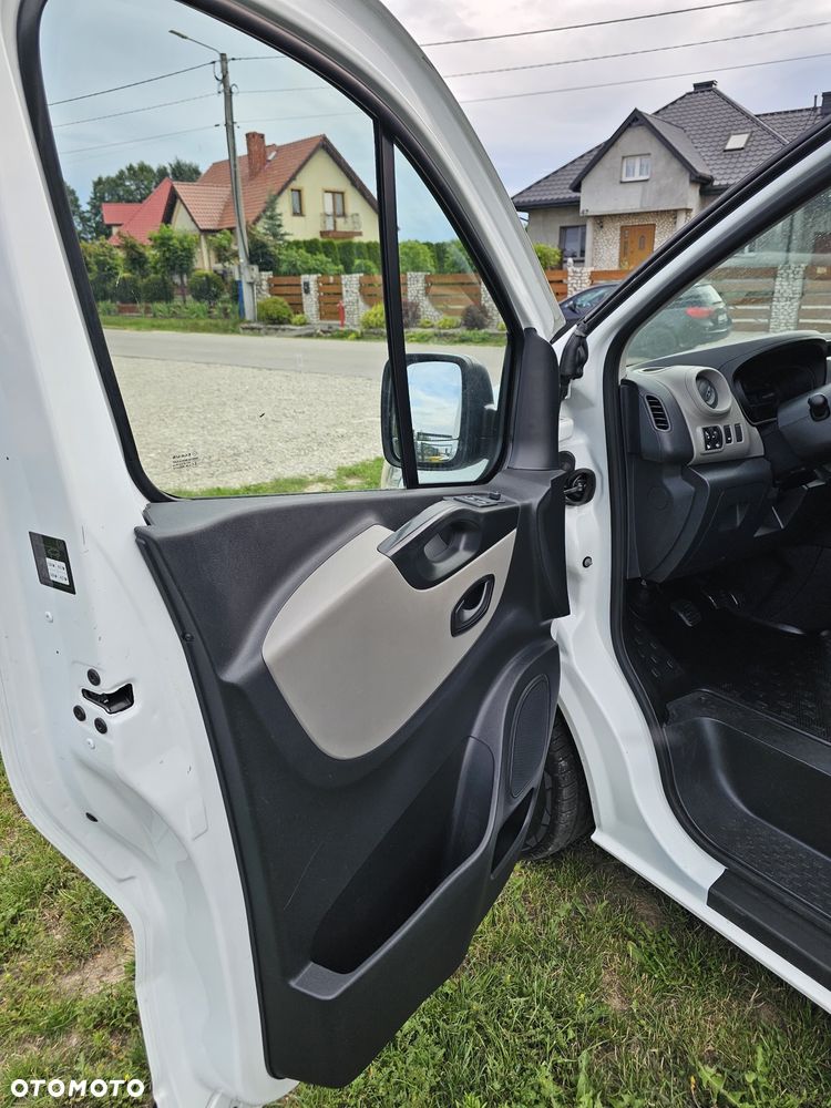 Renault Trafic - 17
