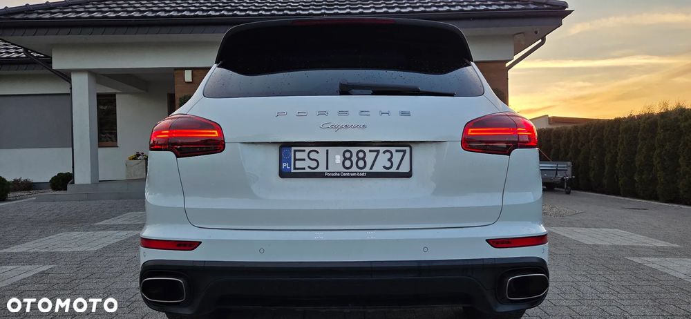 Porsche Cayenne Diesel Platinum Edition - 3