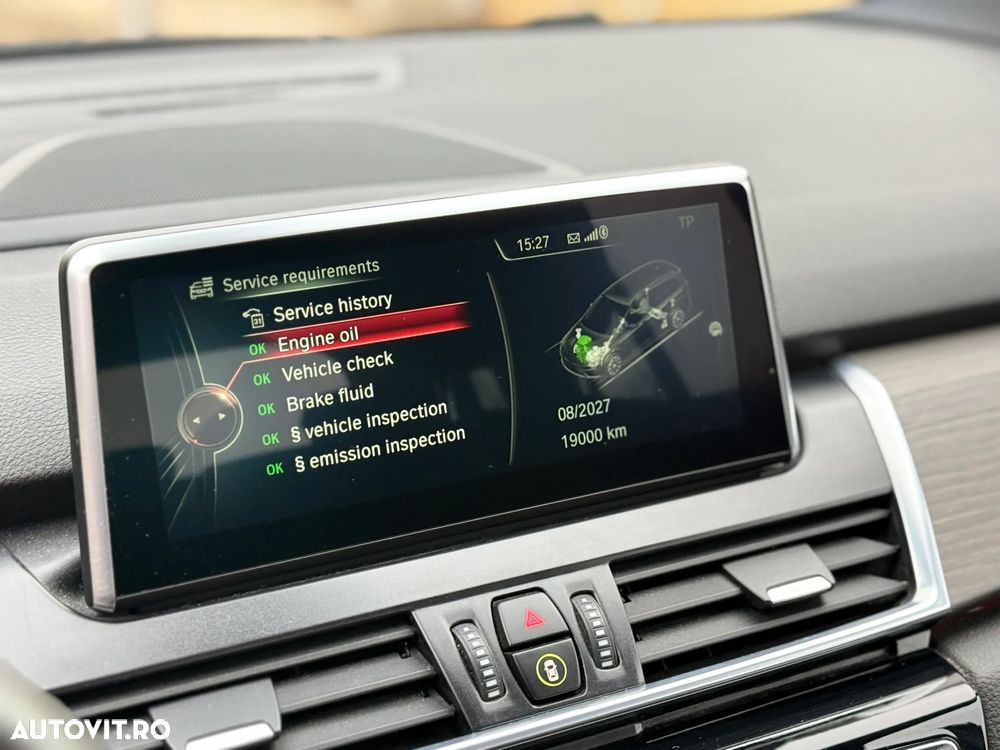 BMW Seria 2 218d - 34